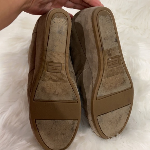 Toms tan suede wedge bootie - Picture 6 of 7